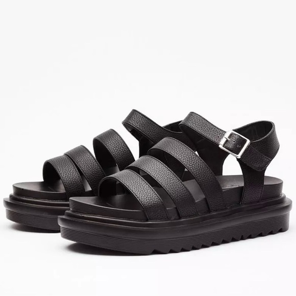 Truffle Collection Strap To Reality Faux Leather Chunky Sandals, Size 5 - Picture 1 of 8